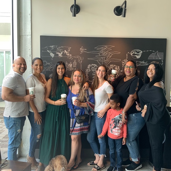 CLOSET CLOSING TEMPORARILY : ALL MUST GO! - Picture 7 of 7